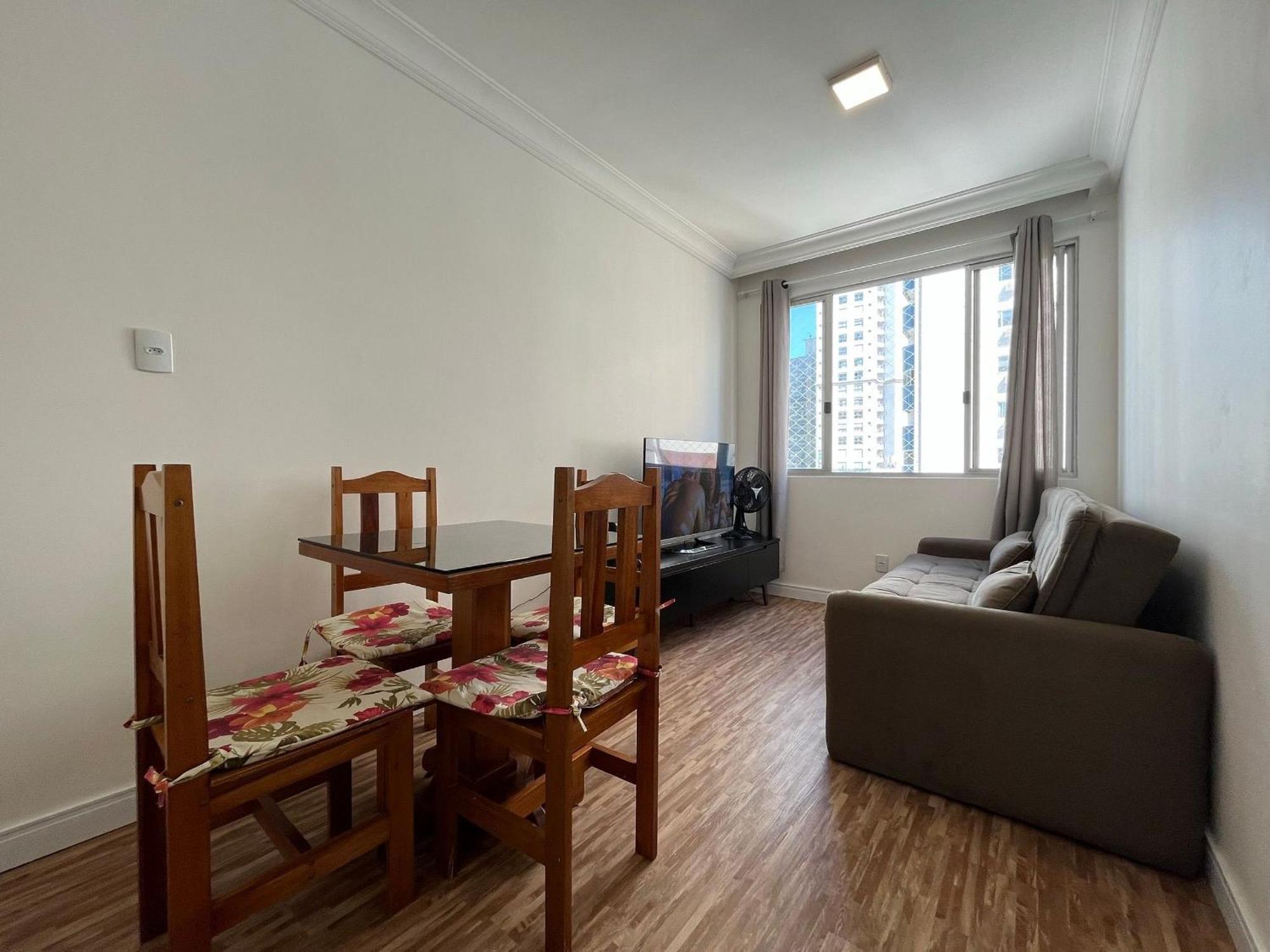 Po04- 1 Quarto Ao Lado Shop. Atlantico C/ Garagem Balneario Camboriu Bagian luar foto